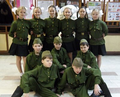 Конфетти (военные костюмы)